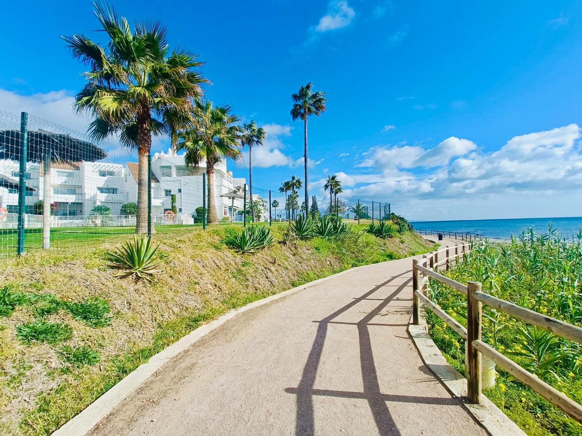 Luxury Casares Del Mar D Bj2 Apartment Exterior photo